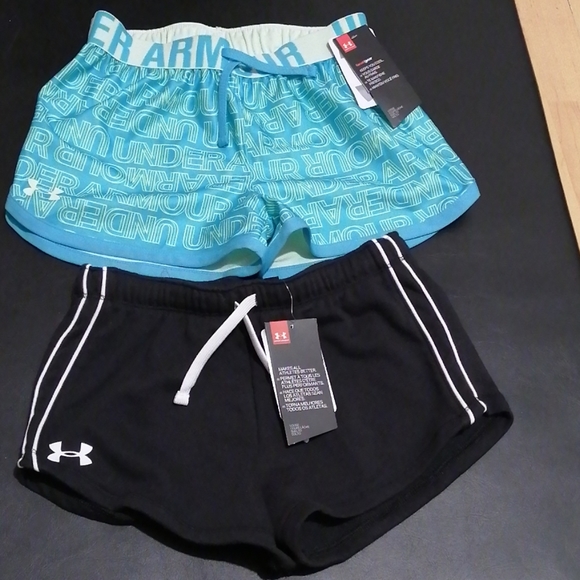 2 Shorts ymedium under armour
